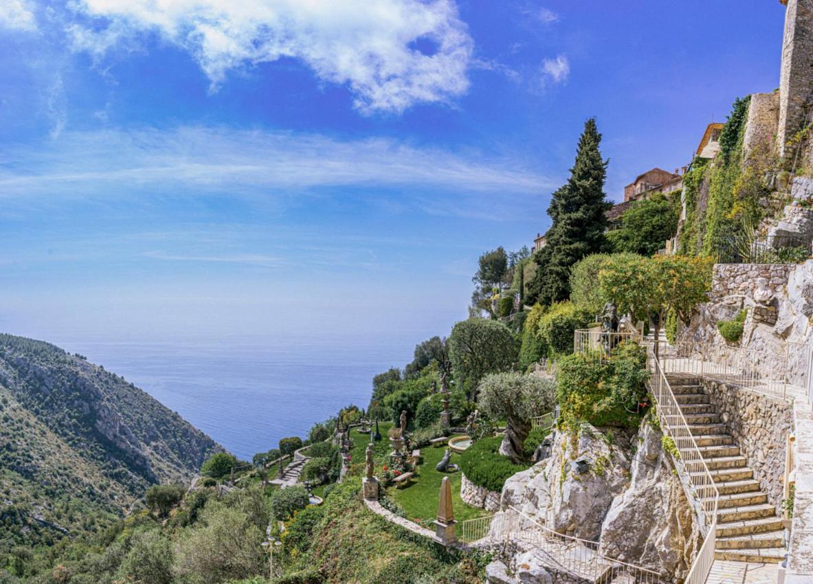 Hotel La Chevre D'or 5*